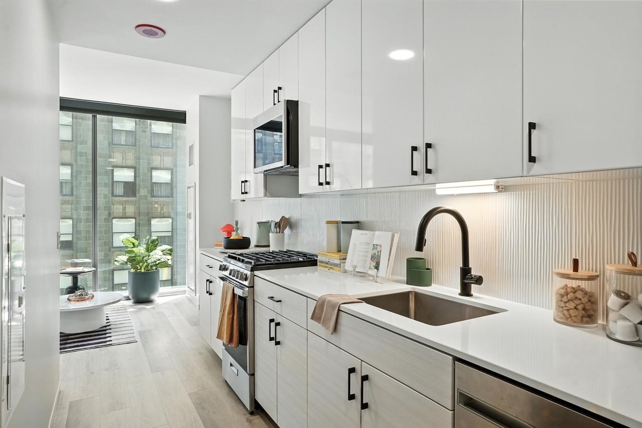 64 E Wacker Pl - Photo 2 of 13