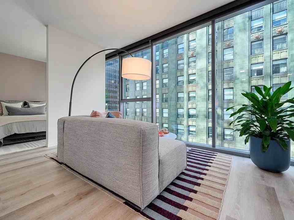 64 E Wacker Pl - Photo 7 of 13