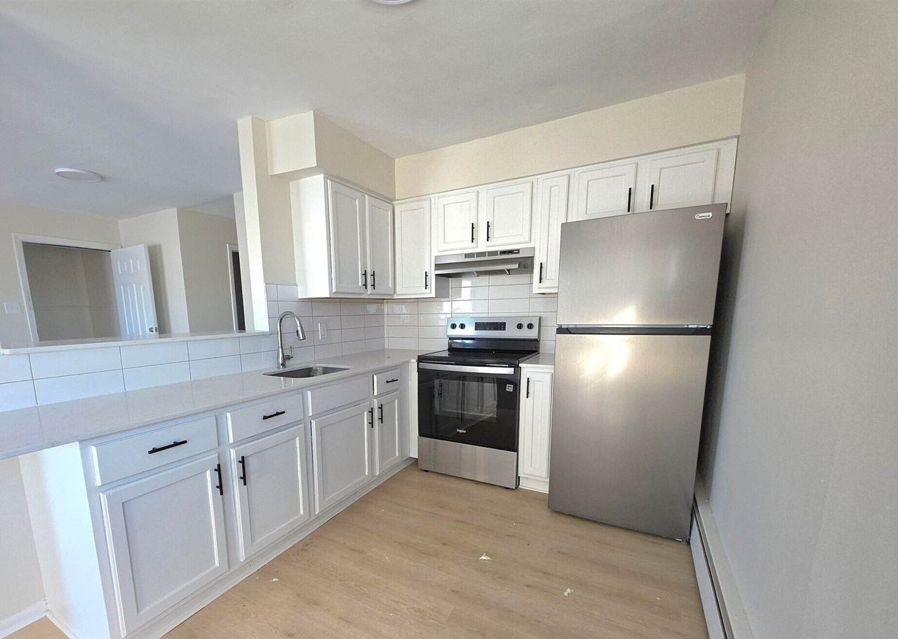 2304 Hamilton Ave #2304H11 - Photo 2 of 7
