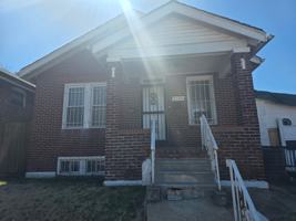 featured image of 4784 Highland Ave