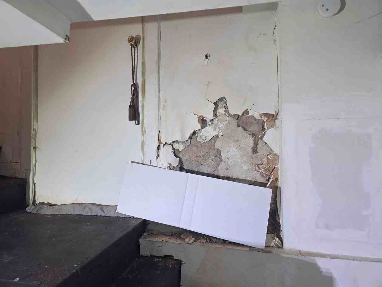 4784 Highland Ave - Photo 3 of 14