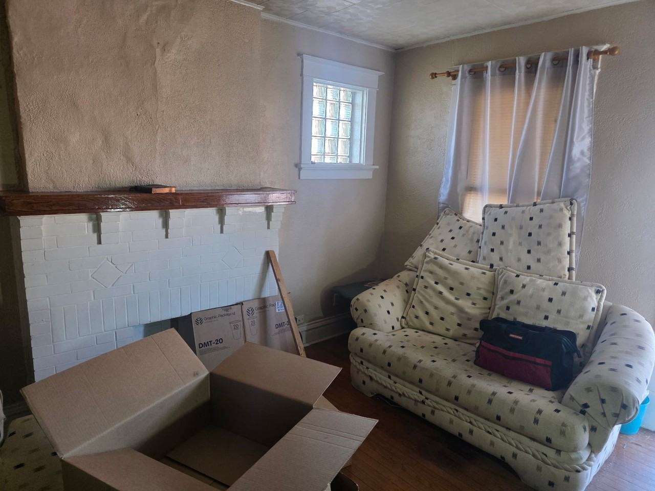 4784 Highland Ave - Photo 6 of 14