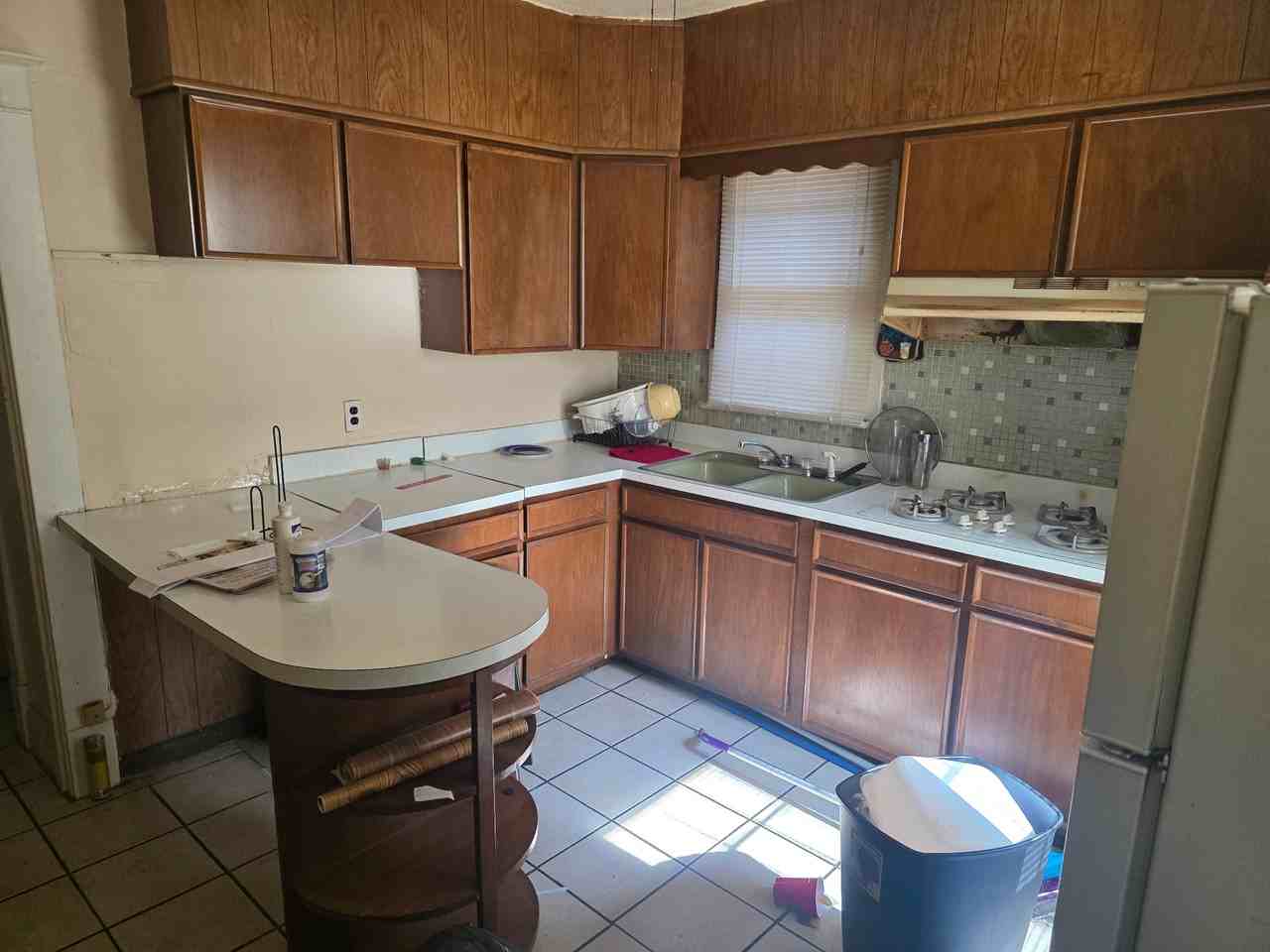 4784 Highland Ave - Photo 7 of 14