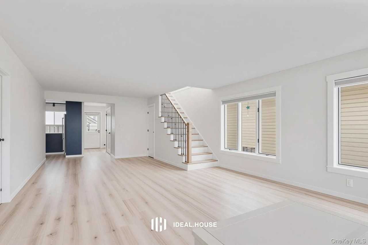 19 Pine Ln - Photo 7 of 43