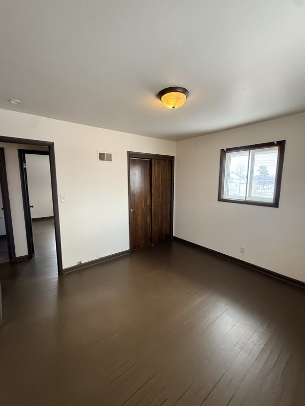 8803 W Thurston Ave - Photo 5 of 13