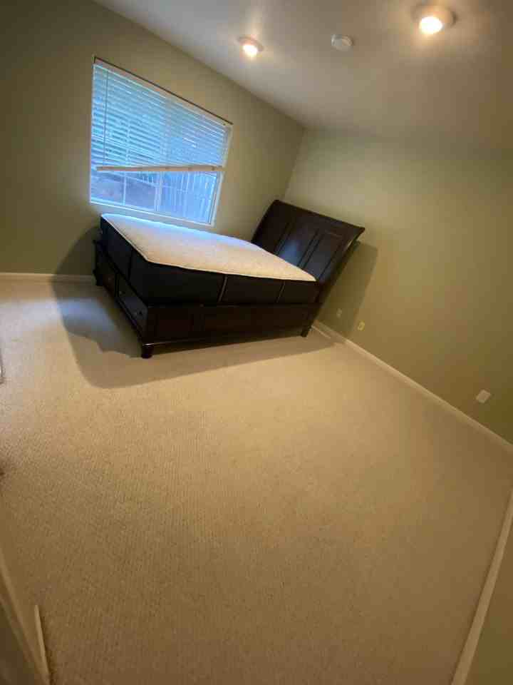 10072 Roseview Dr - Photo 5 of 12