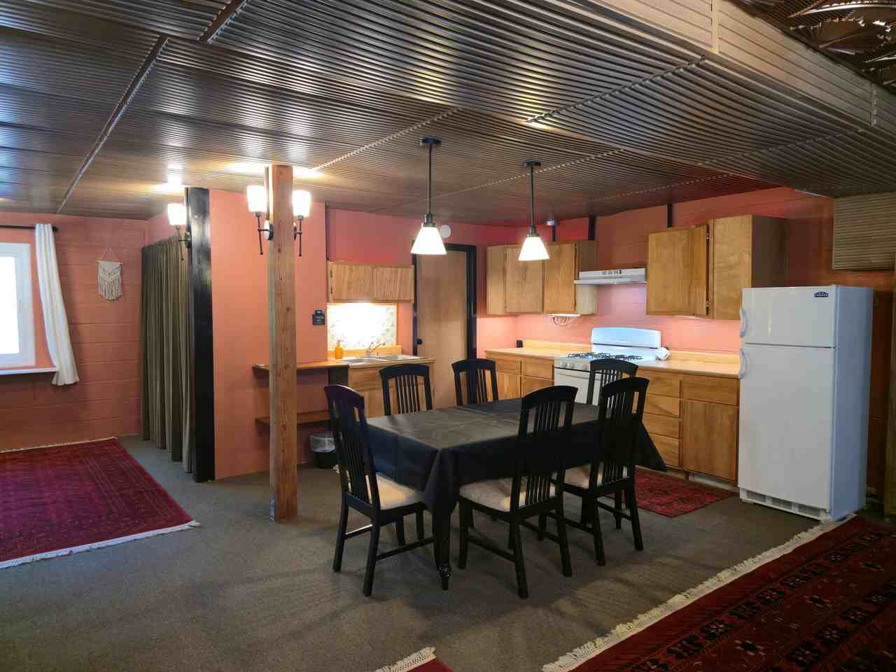 11110 Fletcher Ct - Photo 3 of 18