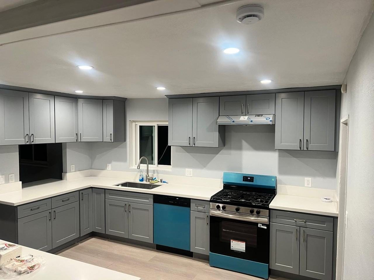 12829 Doty Ave - Photo 4 of 8