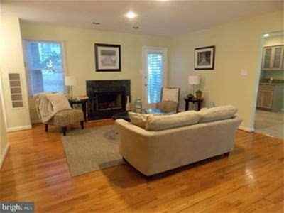 9415 Monroe St - Photo 3 of 17