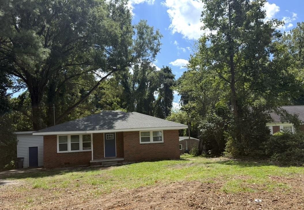 805 Tyan St - Photo 2 of 2