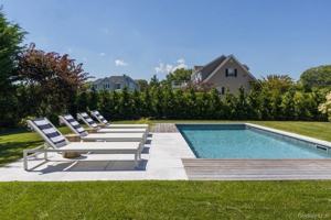 featured image of 48 Middle Pond Rd