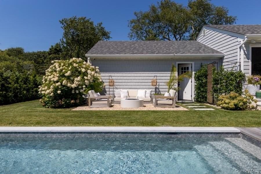 48 Middle Pond Rd - Photo 6 of 22