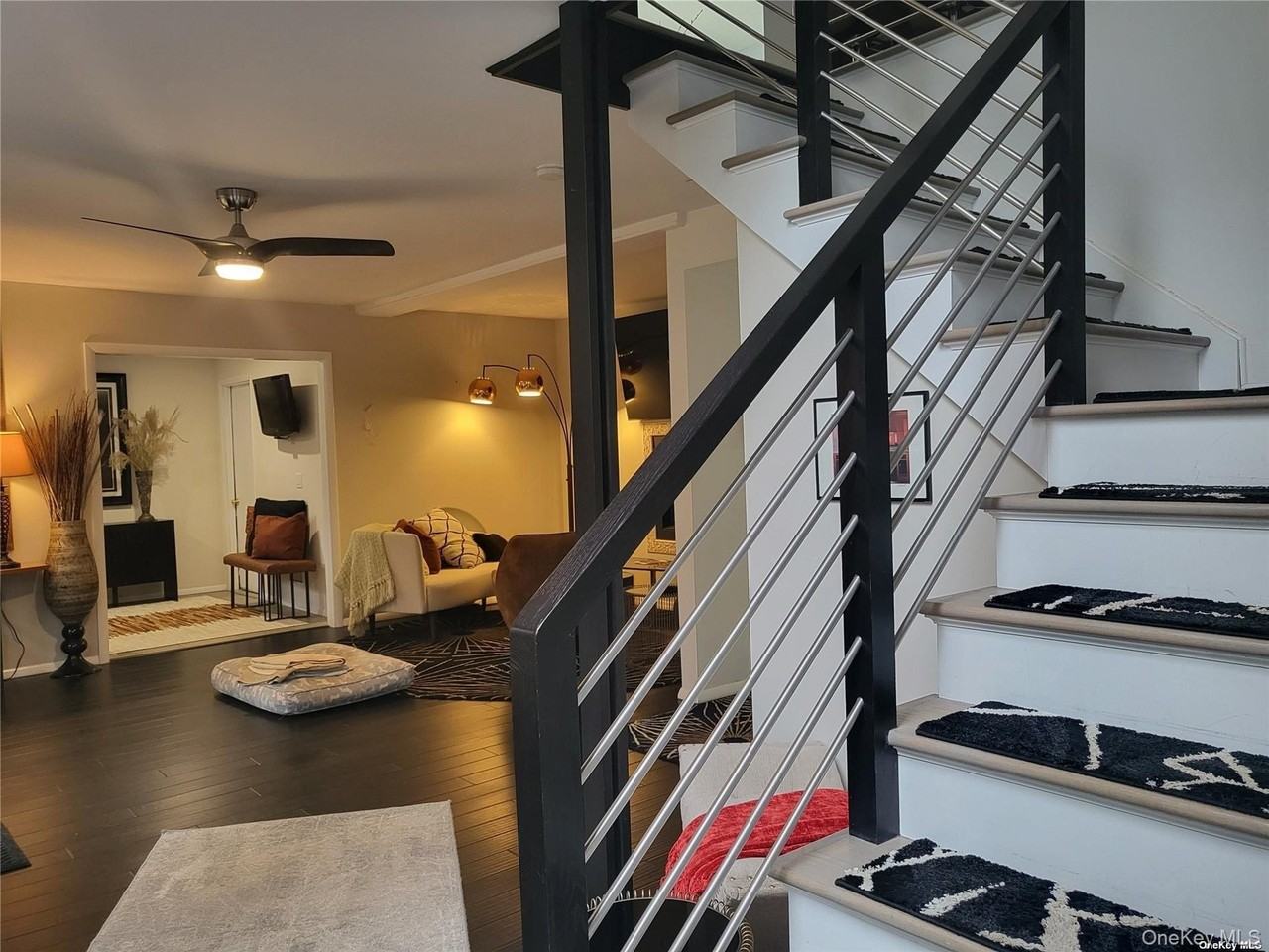 73 Spinney Rd - Photo 2 of 20