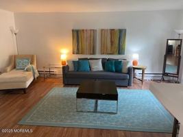 featured image of 65 Cedar Ave Apt D2