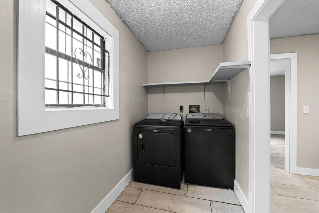 W 30th St - Photo 4 of 12