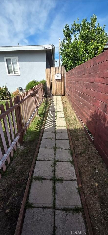 20237 Vanowen St - Photo 6 of 50