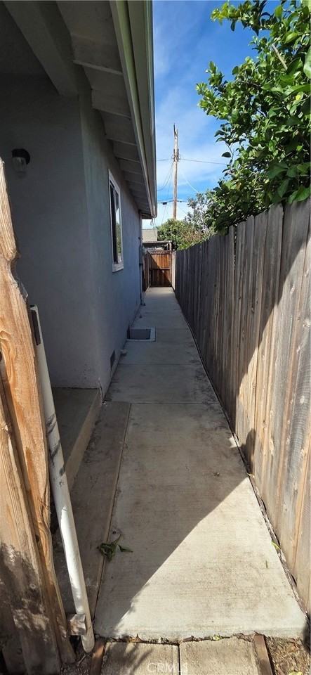 20237 Vanowen St - Photo 7 of 50