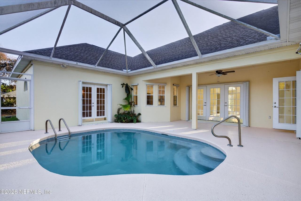 430 Marsh Point Cir - Photo 3 of 50