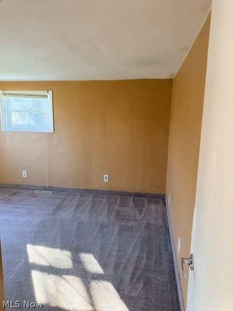 2 Dennis Ct - Photo 4 of 5