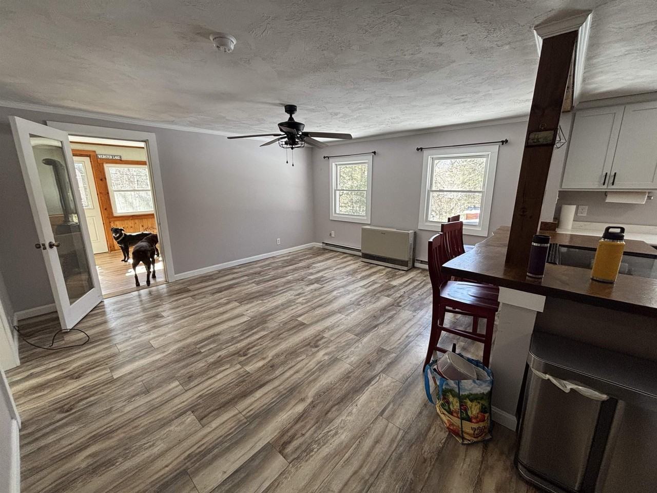 280 Lake Shore Dr - Photo 5 of 19