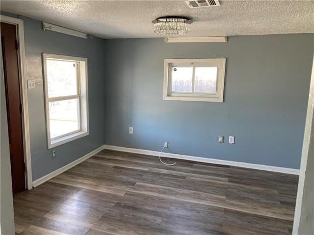 4631 America St - Photo 3 of 12