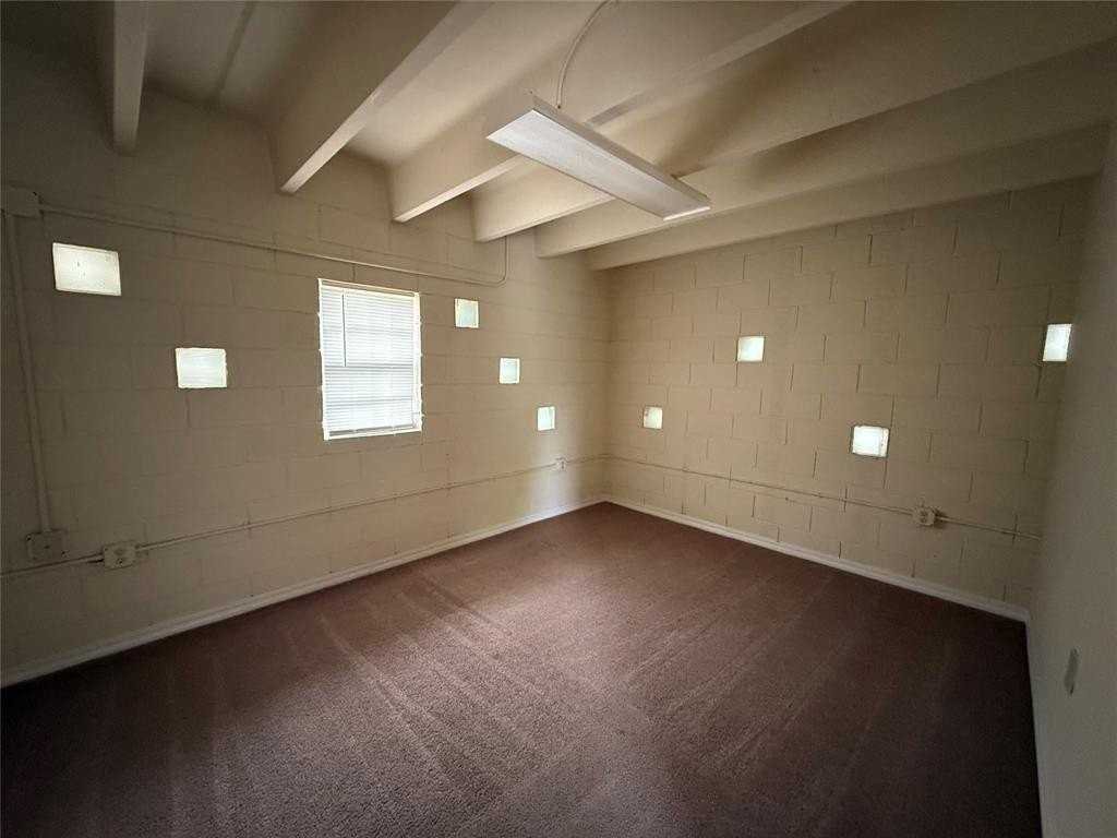 729 E Commerce St - Photo 5 of 7