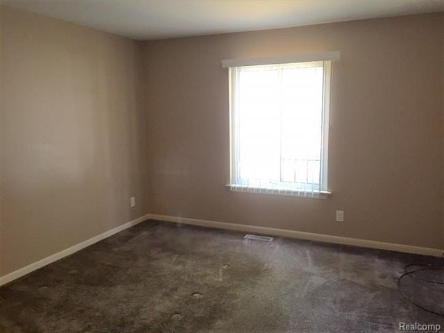 30715 Shiawassee Rd #60 - Photo 5 of 14