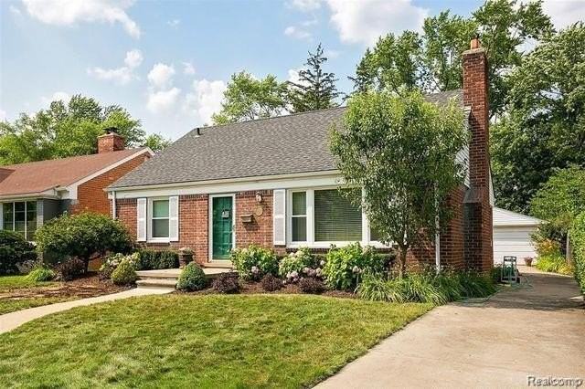 2243 Dorchester Rd - Photo 2 of 22