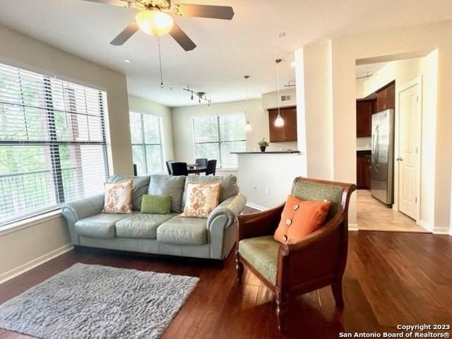 7342 Oak Manor Dr Apt 4201 - Photo 6 of 29