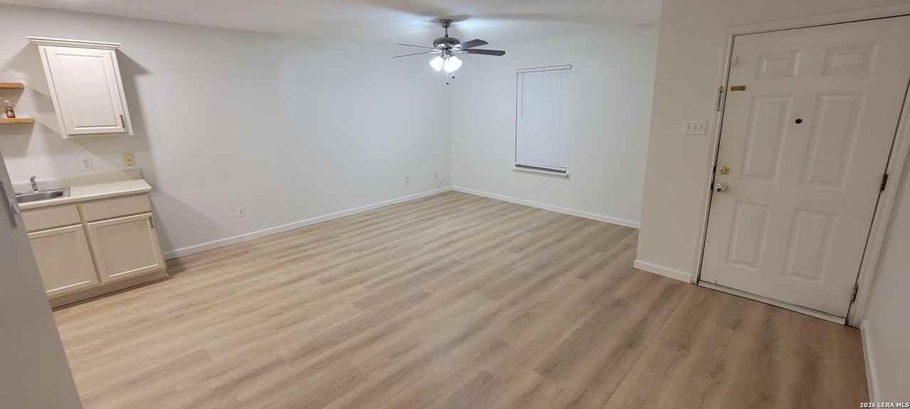 4915 Fortuna Pl - Photo 6 of 19