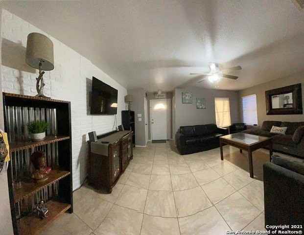 54 Basin Elm - Photo 3 of 18