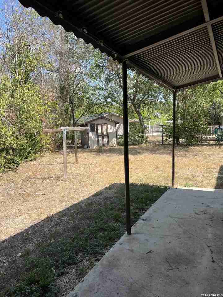 210 W Meadowlane Dr - Photo 6 of 6