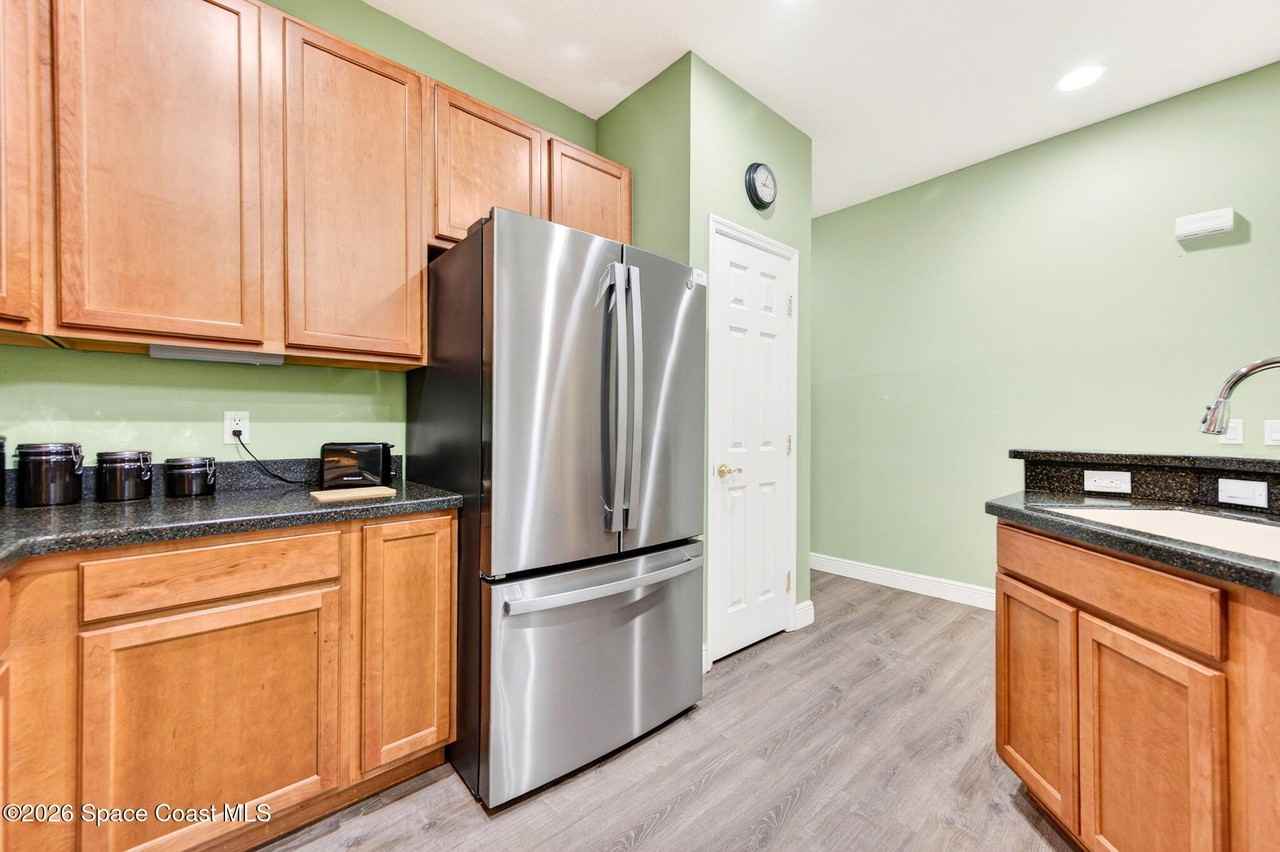 232 Tin Roof Ave Unit 207 - Photo 5 of 43