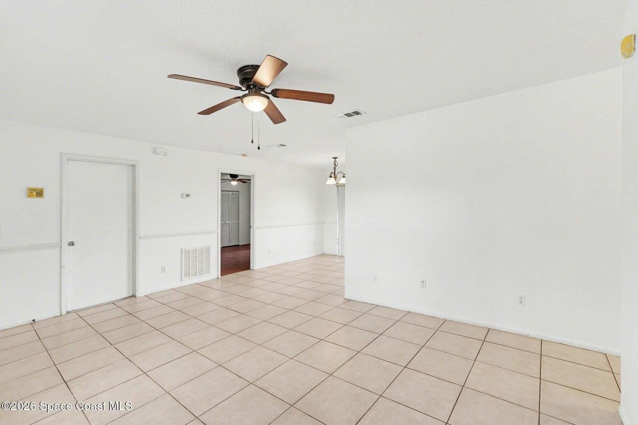 1759 Delki St Nw - Photo 5 of 27