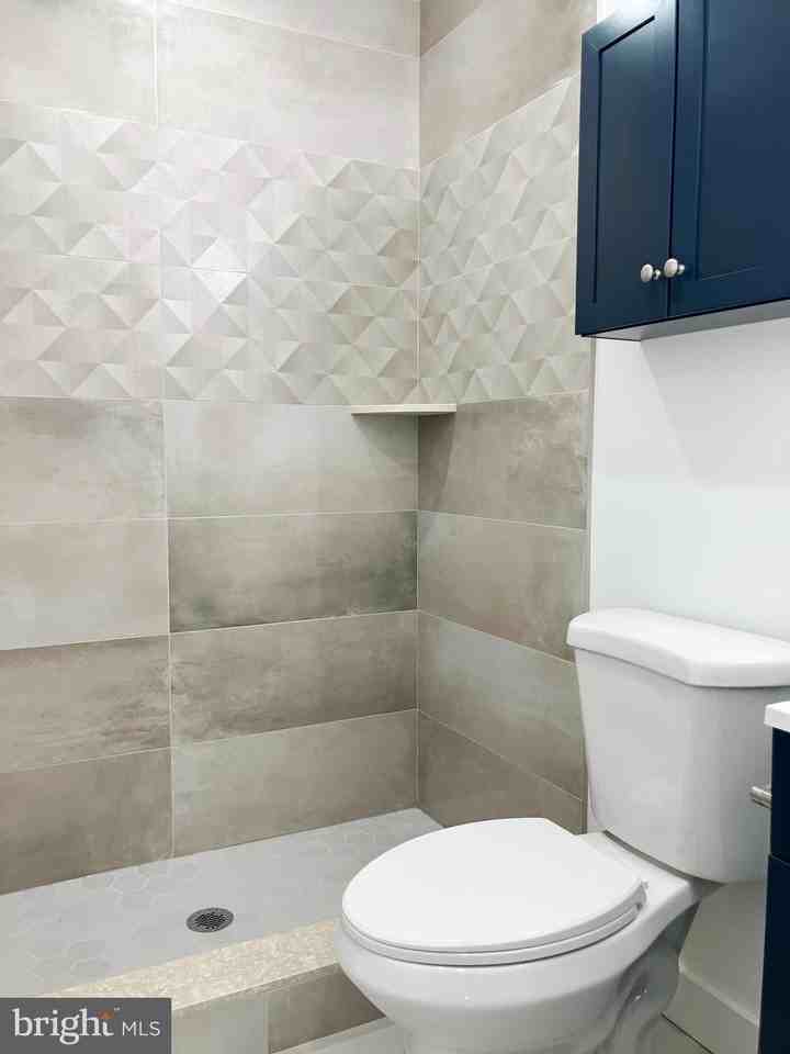 428 Hampton Ct Unit 108 - Photo 5 of 30