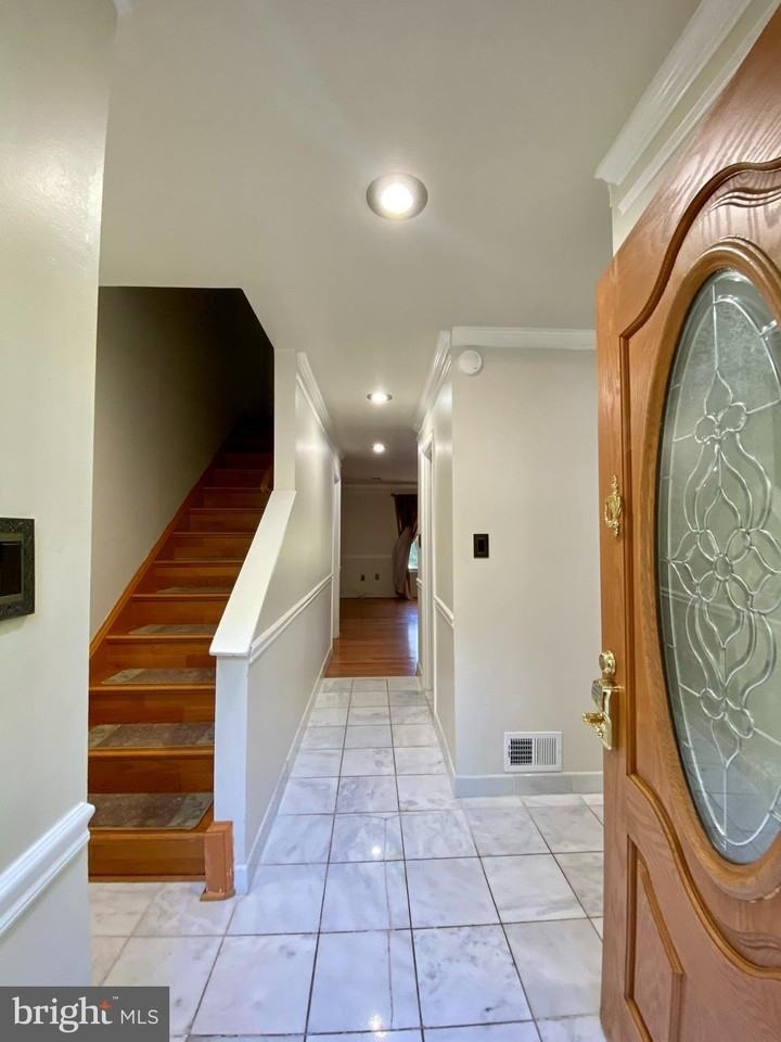 8852 Cork County Ct - Photo 2 of 31