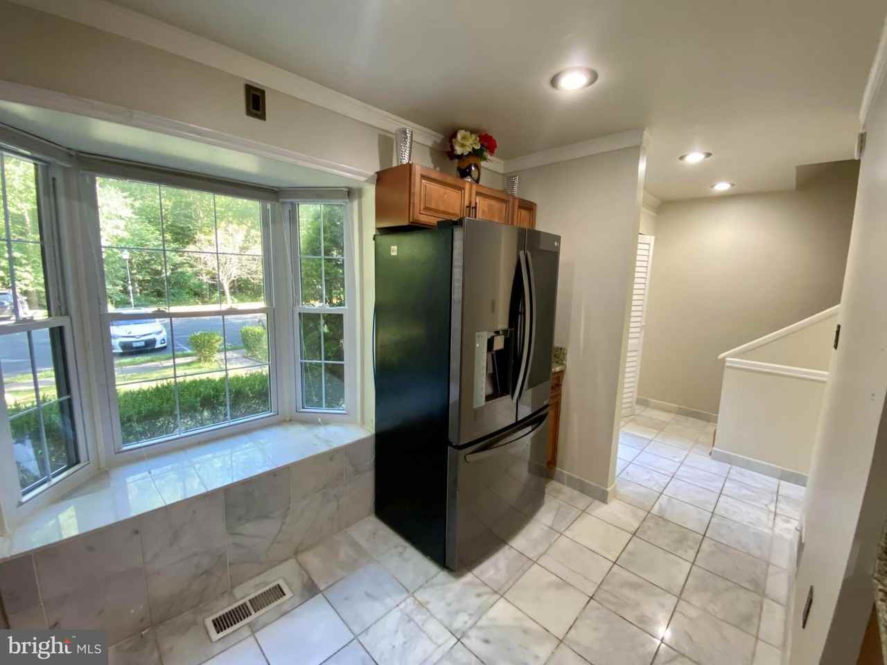 8852 Cork County Ct - Photo 5 of 31