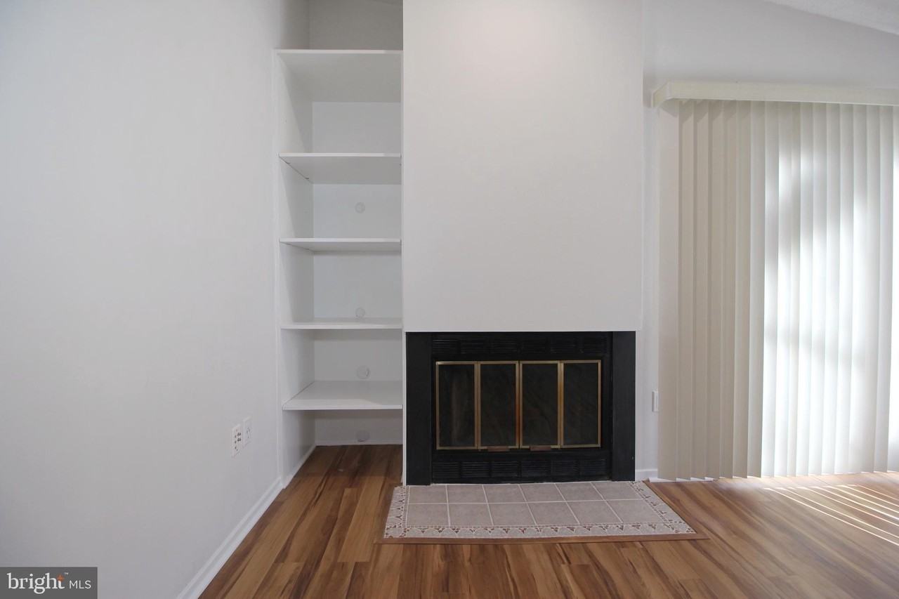 1956 Villaridge Dr Unit 1956b - Photo 6 of 24