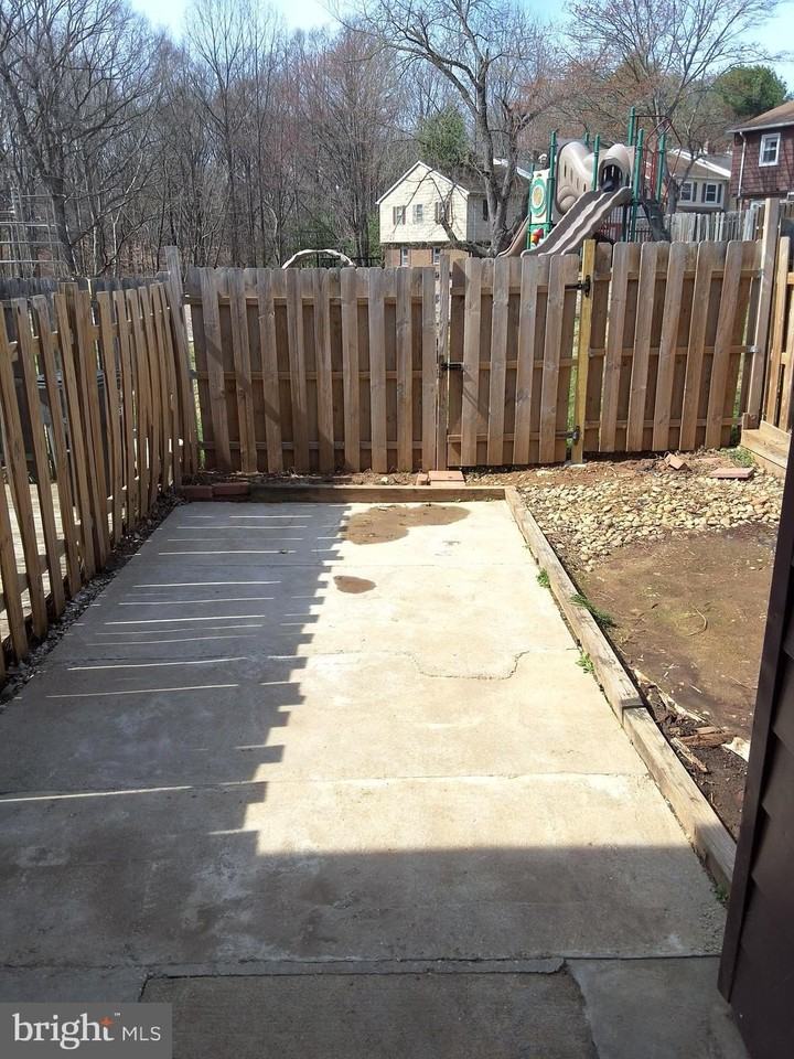 14874 Emberdale Dr - Photo 7 of 16