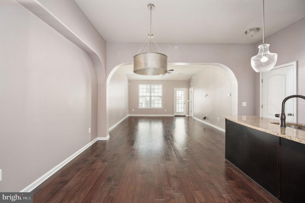 130 Dandridge Ct Apt 203 - Photo 5 of 50