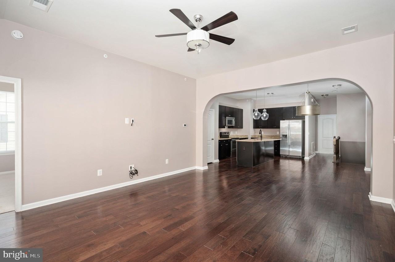 130 Dandridge Ct Apt 203 - Photo 6 of 50