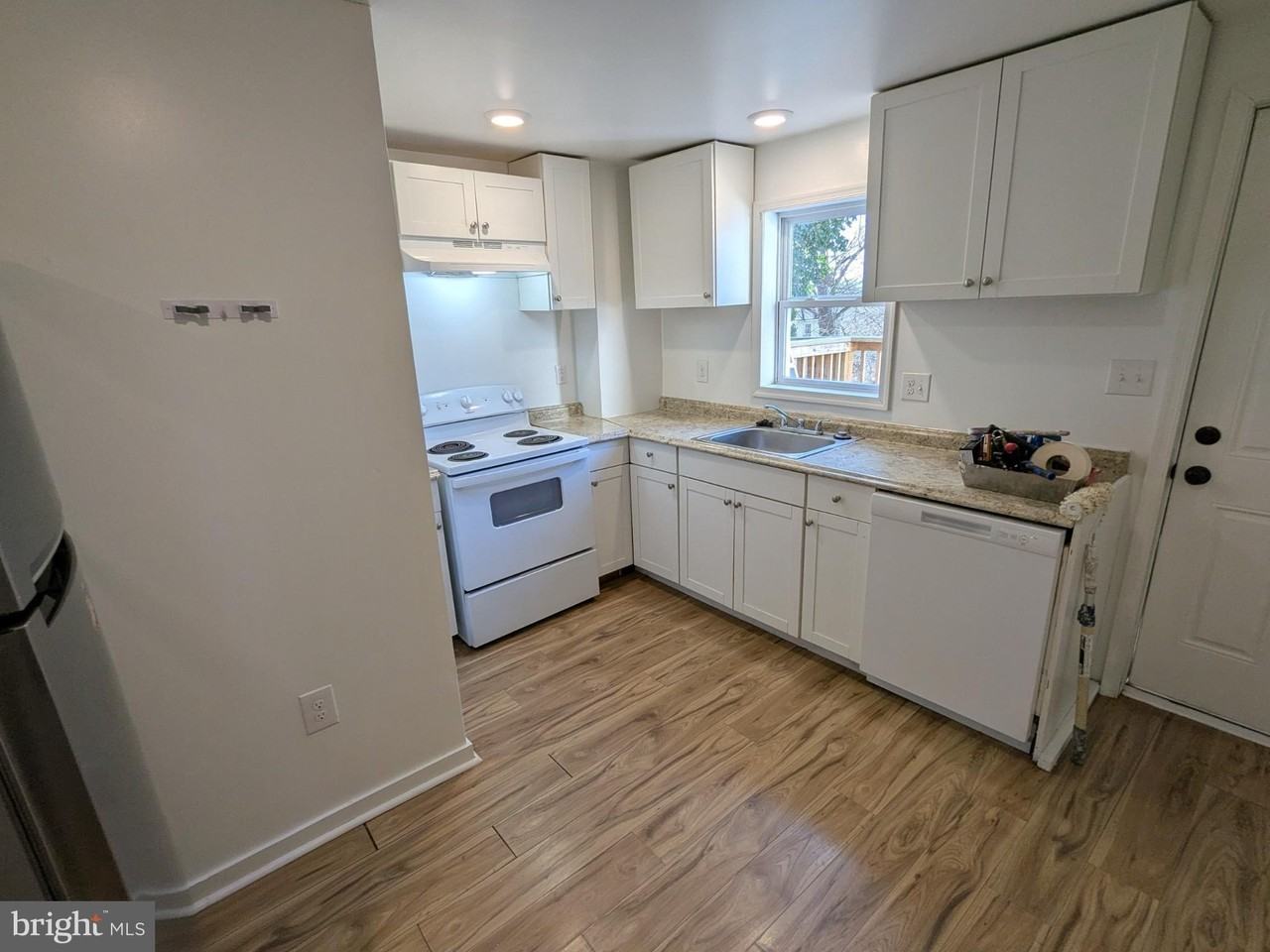 316 N High St - Photo 6 of 19