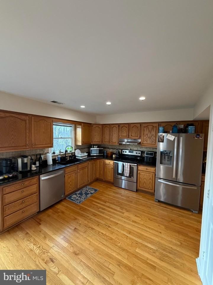 281 Tall Oak Dr - Photo 5 of 30