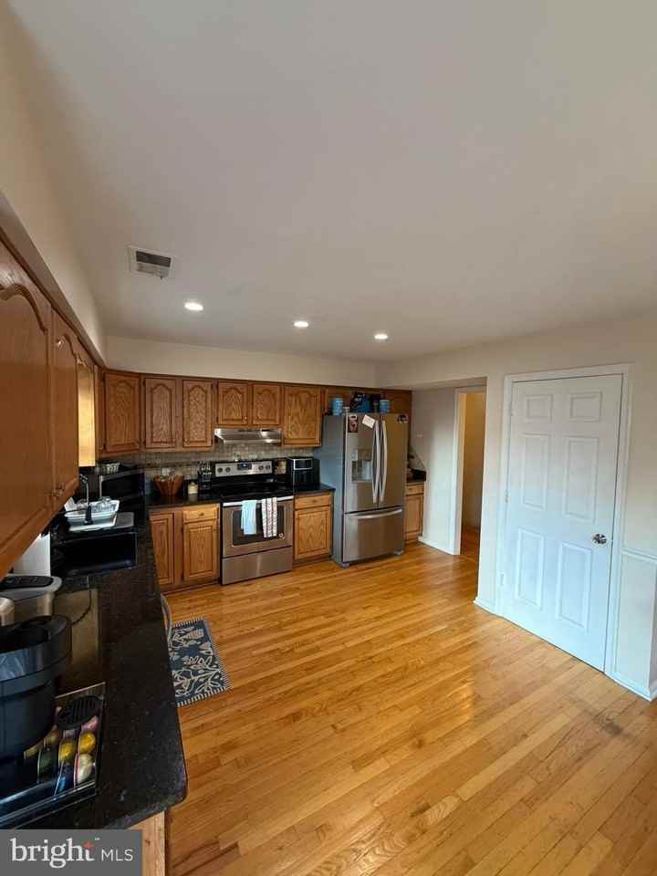 281 Tall Oak Dr - Photo 6 of 30