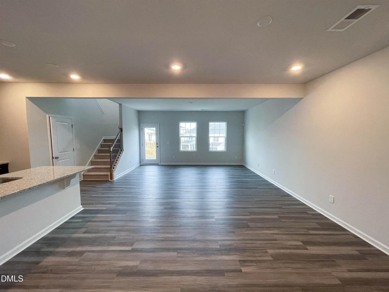 6525 Mezzo Ln - Photo 5 of 38