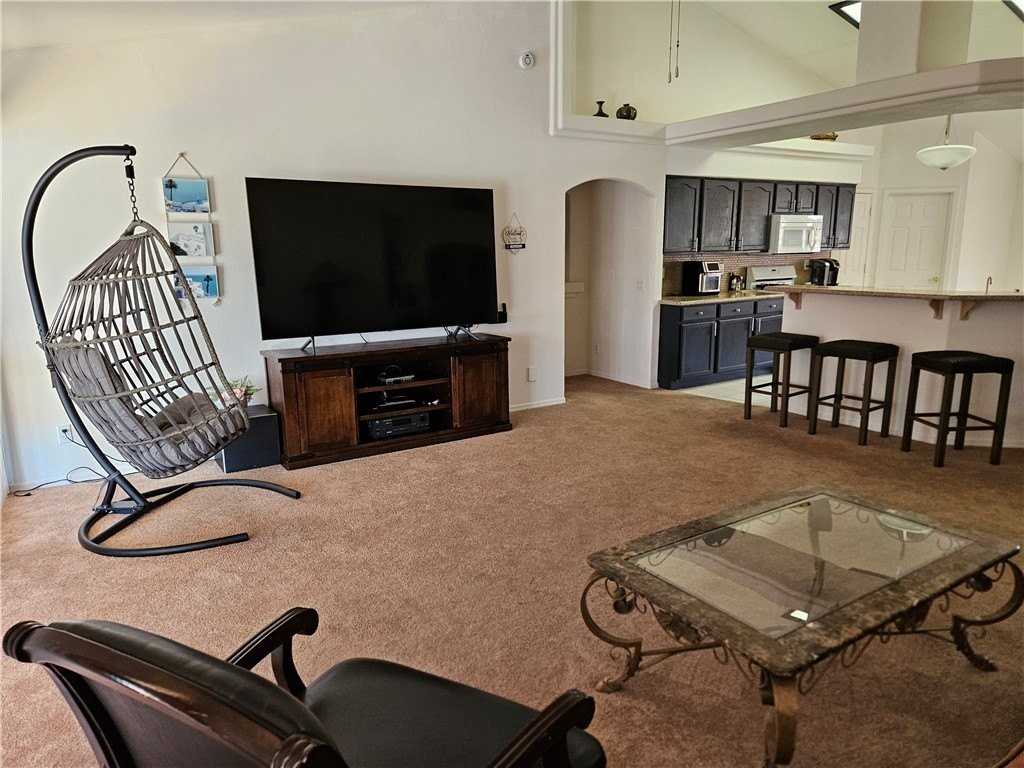 2068 E Lago Grande Bay - Photo 4 of 22