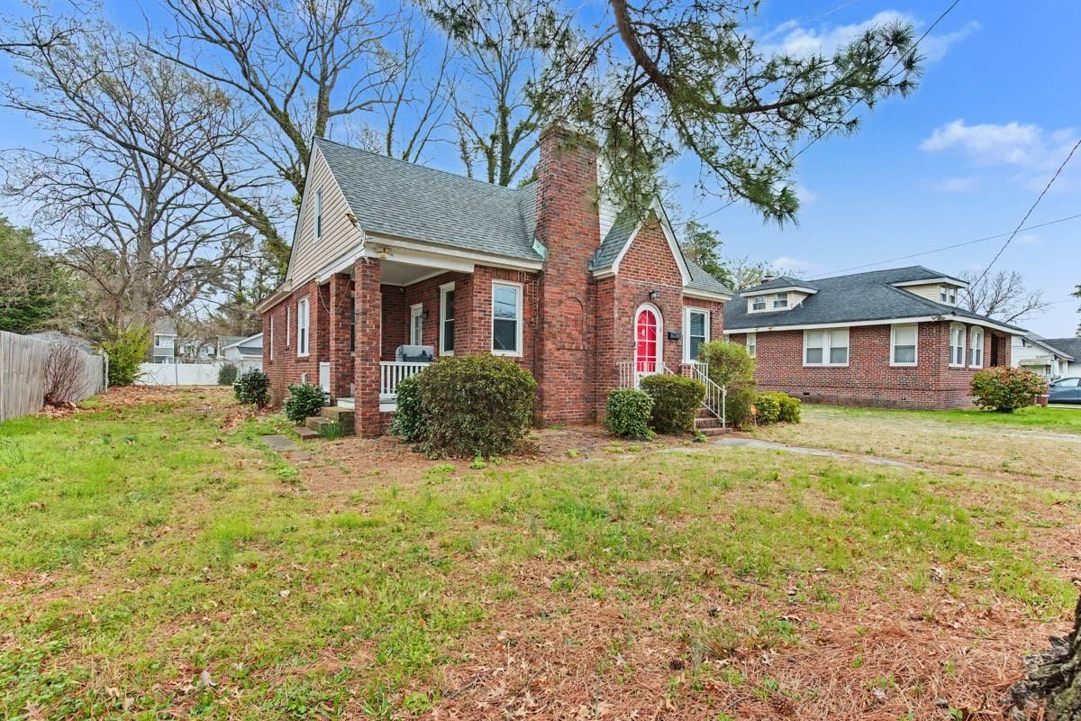 2111 Atlanta Ave #1 - Photo 3 of 26