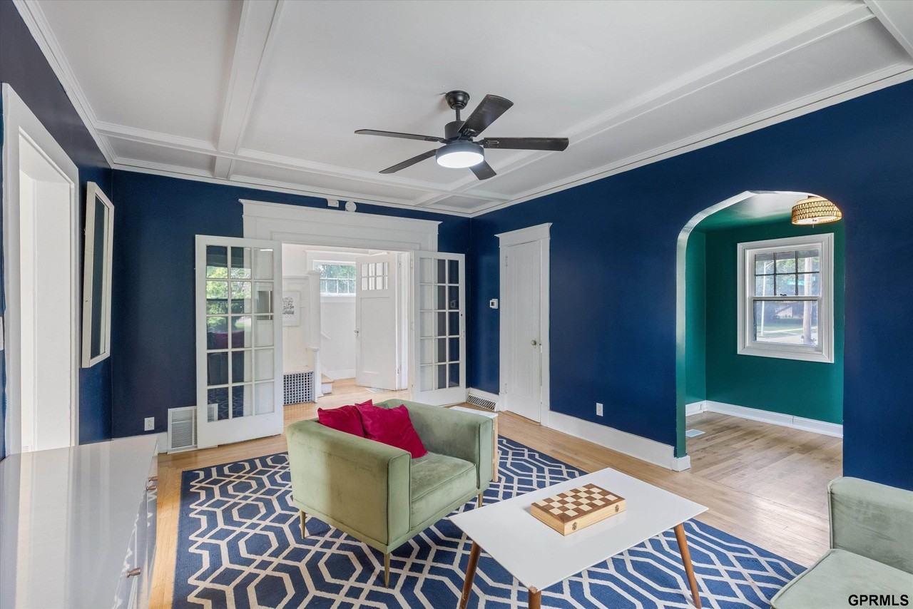 3401 Arbor St - Photo 4 of 25