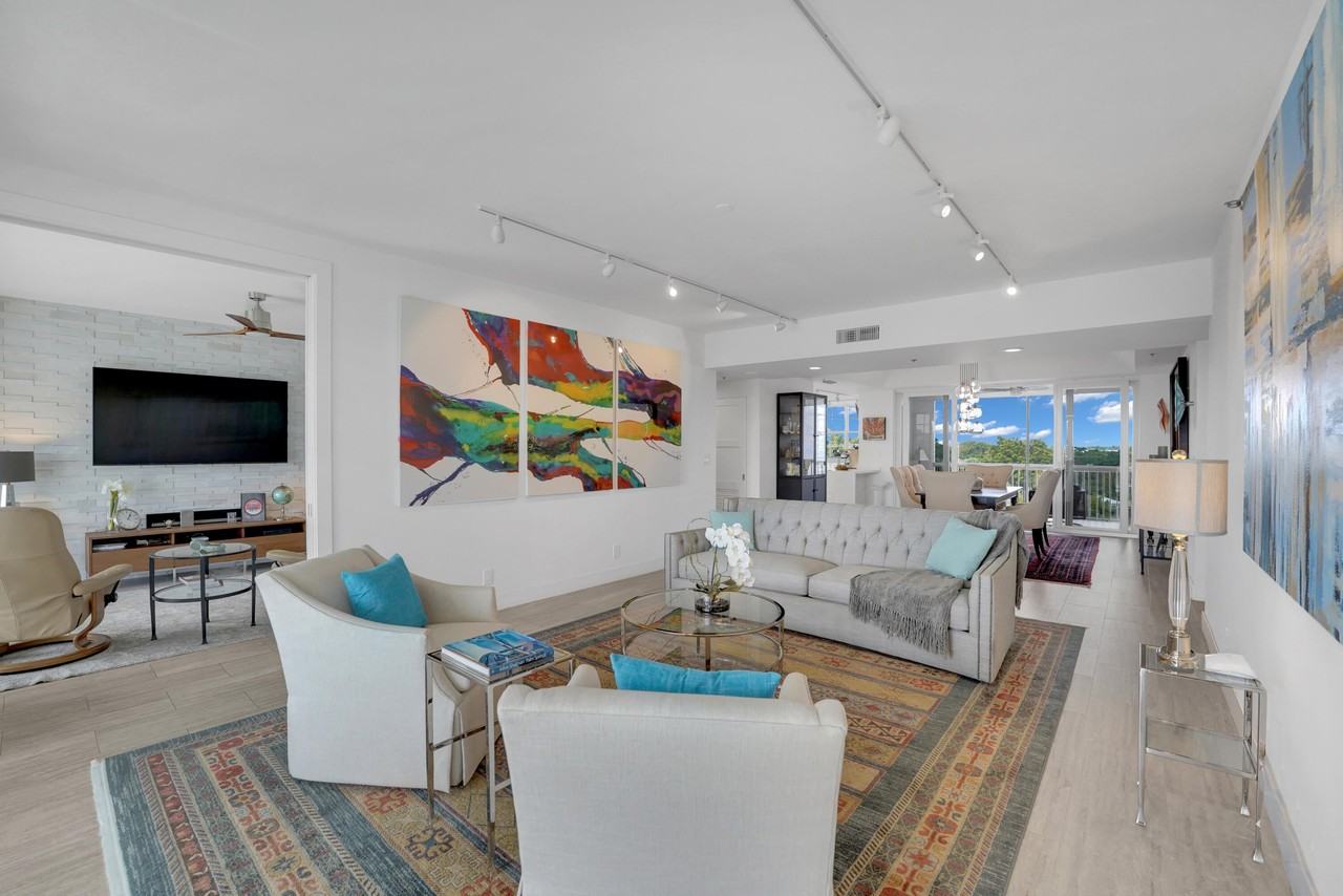 4114 W Palm Aire Dr - Photo 4 of 50