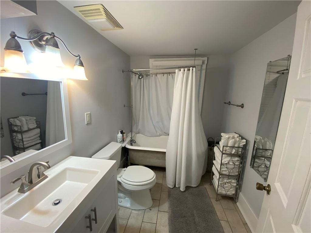 930 Jackson Ave ##3 - Photo 5 of 13